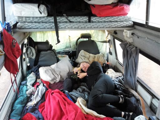 So schlafen wir im Campervan